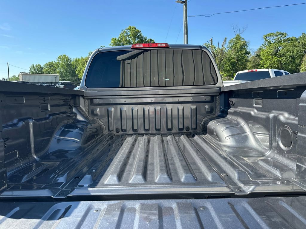2022 Nissan Frontier SV - Photo 19