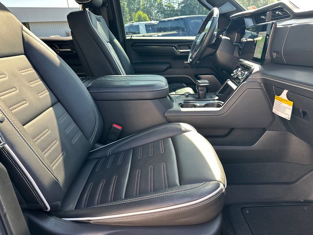 2025 GMC Sierra 1500 AT4X - Photo 14