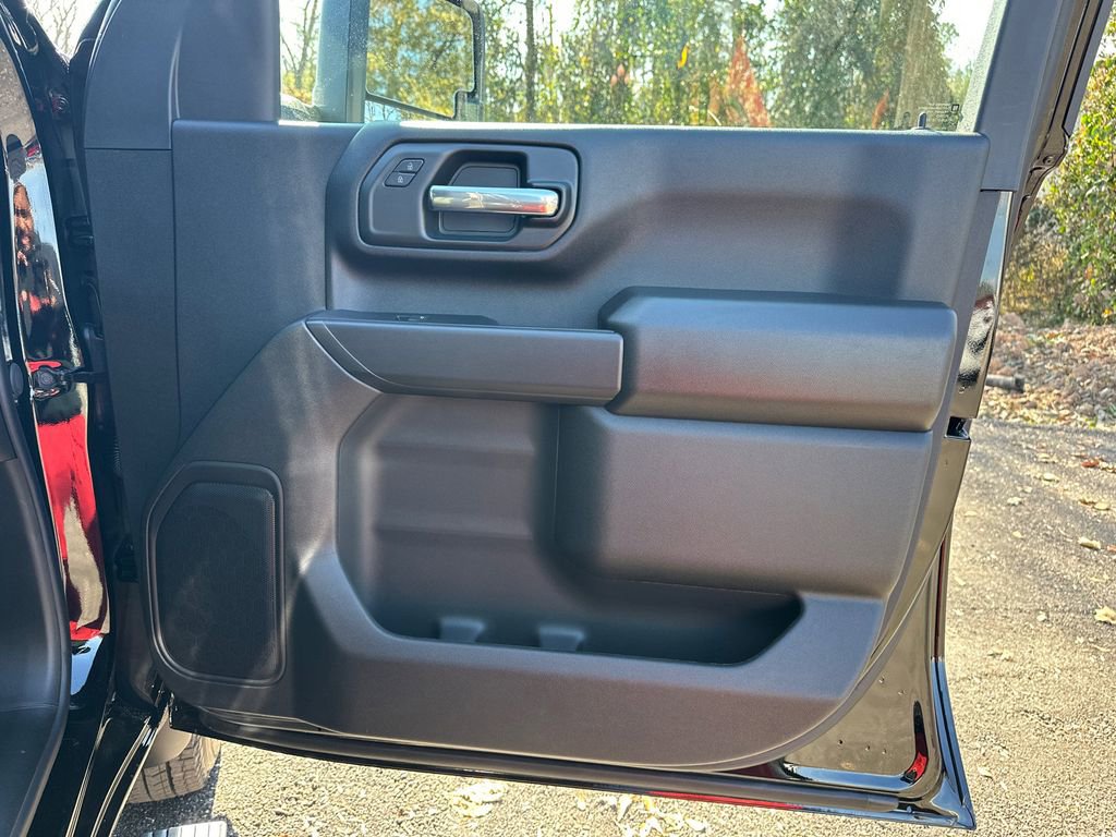 2026 GMC Sierra 3500HD Pro - Photo 15