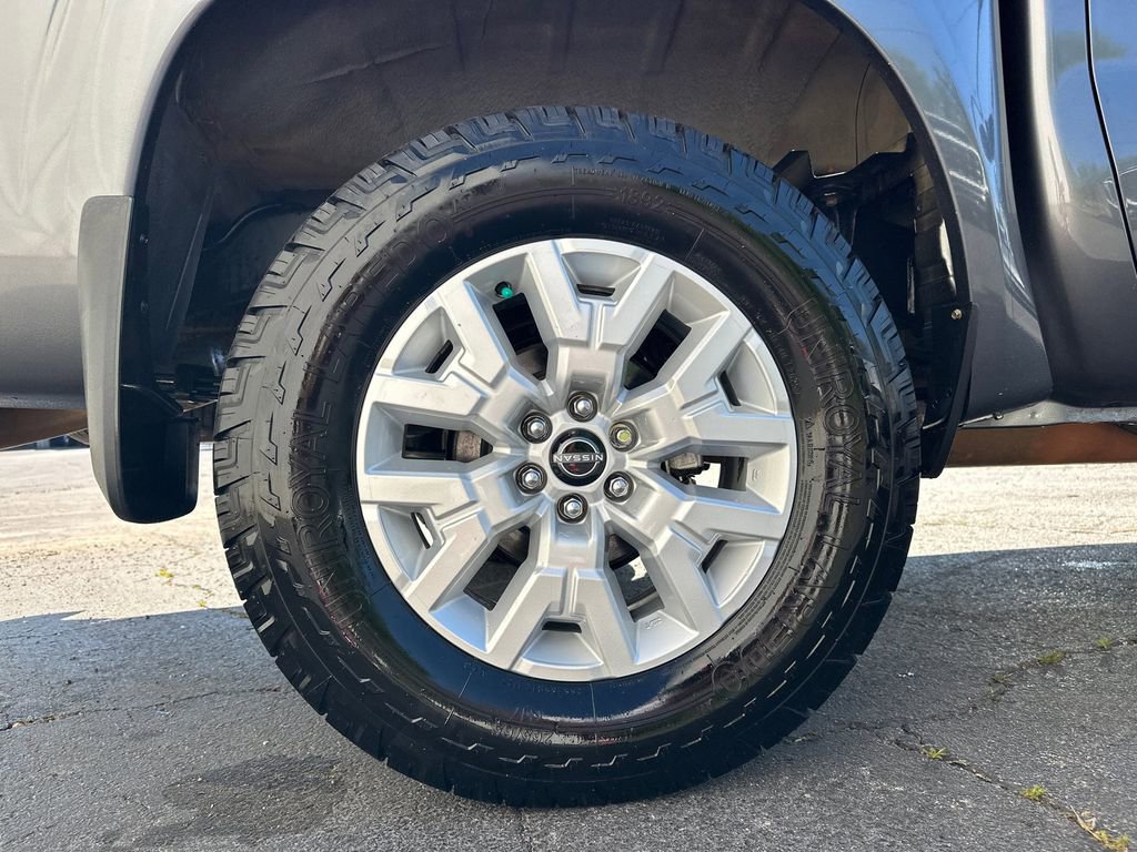 2022 Nissan Frontier SV - Photo 18