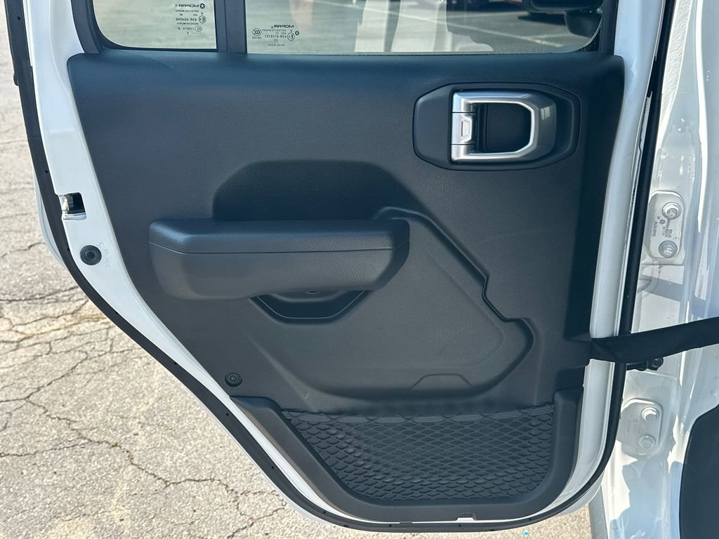 2023 Jeep Gladiator Mojave - Photo 22