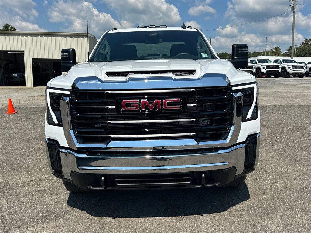 2026 Gmc Sierra 3500 HD Pro photo 3