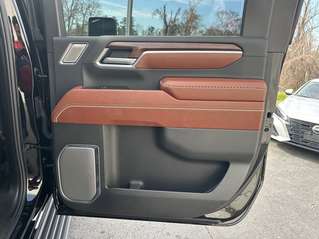 2026 GMC Sierra 2500HD Denali Ultimate - Photo 17