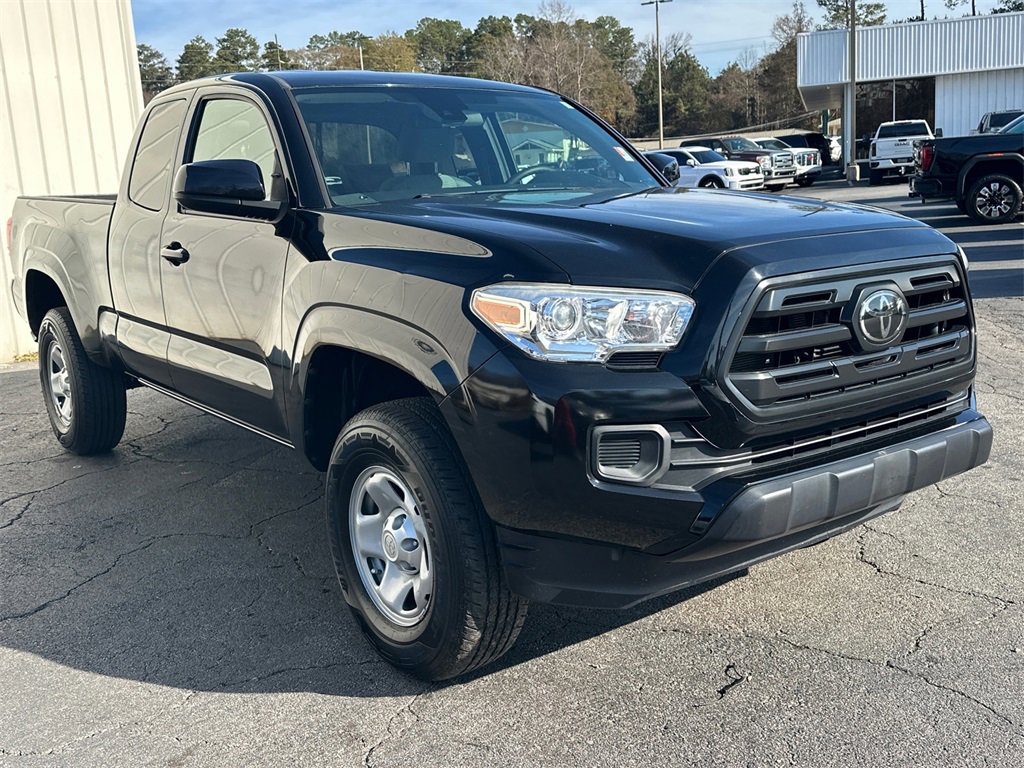 2019 Toyota Tacoma SR5 photo 3