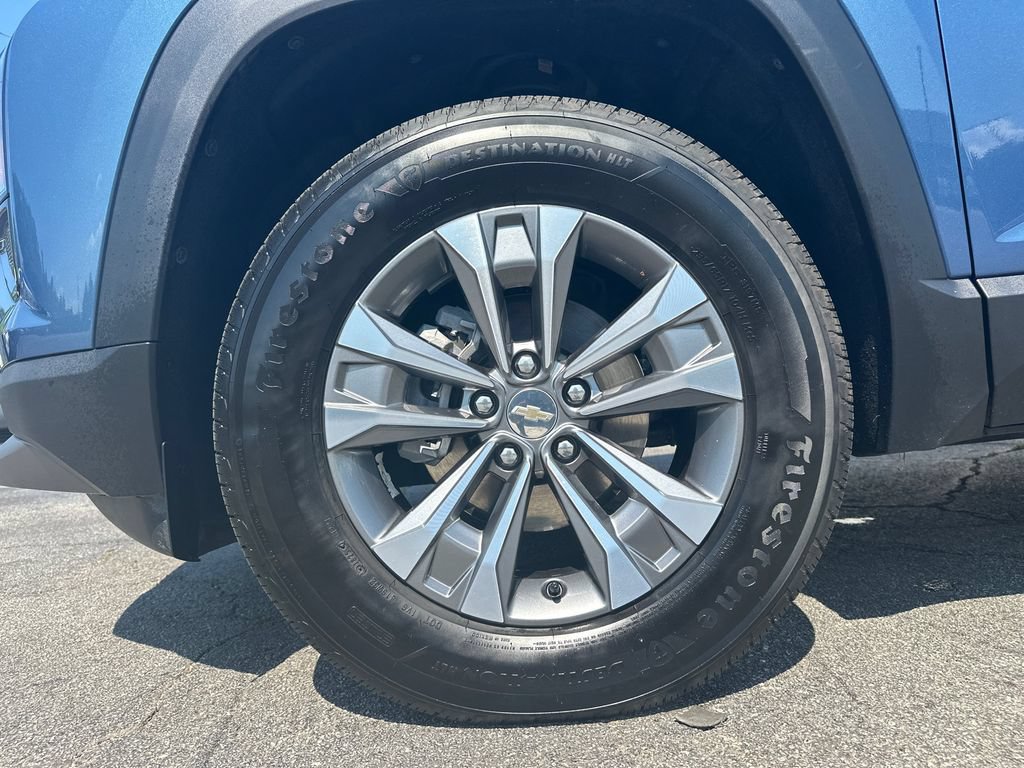 2026 Chevrolet Equinox LT - Photo 12