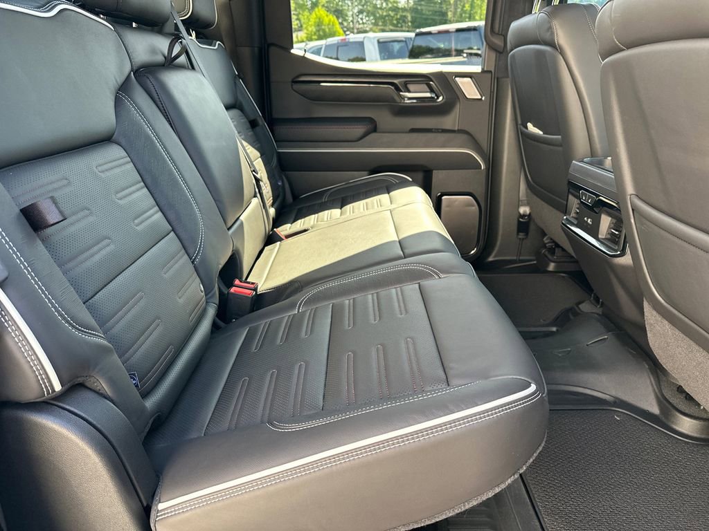2025 GMC Sierra 1500 AT4X - Photo 16