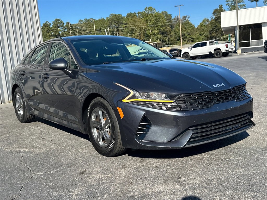 2022 Kia K5 LXS photo 3