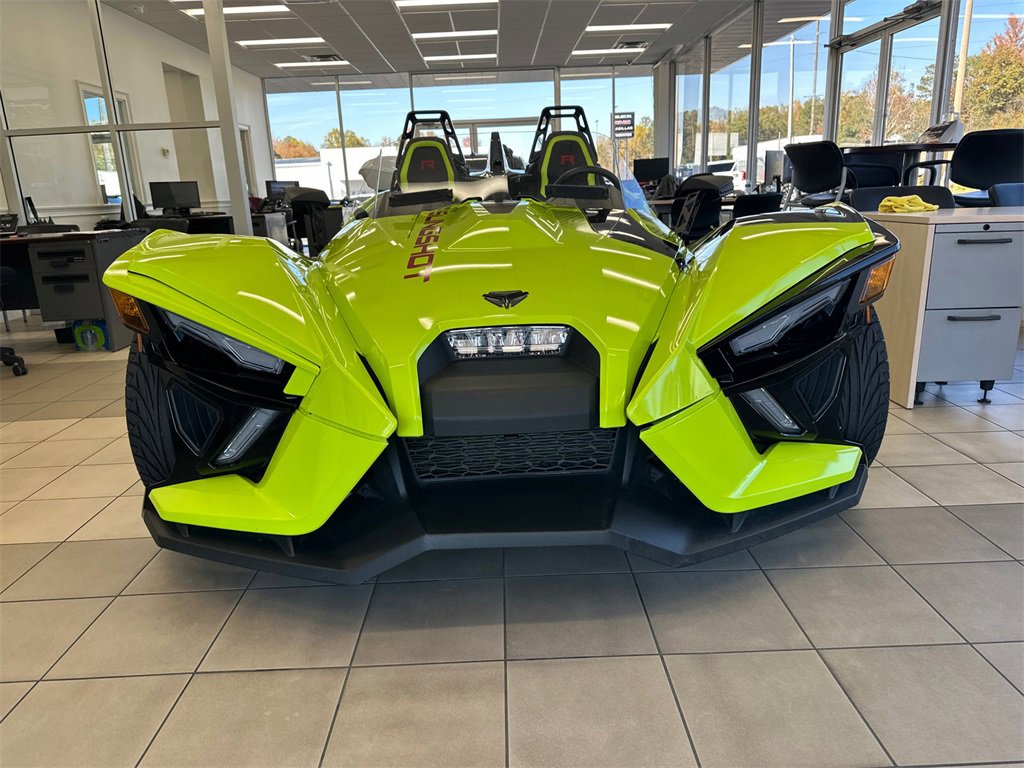 2021 Slingshot Slingshot Open Cab photo 2
