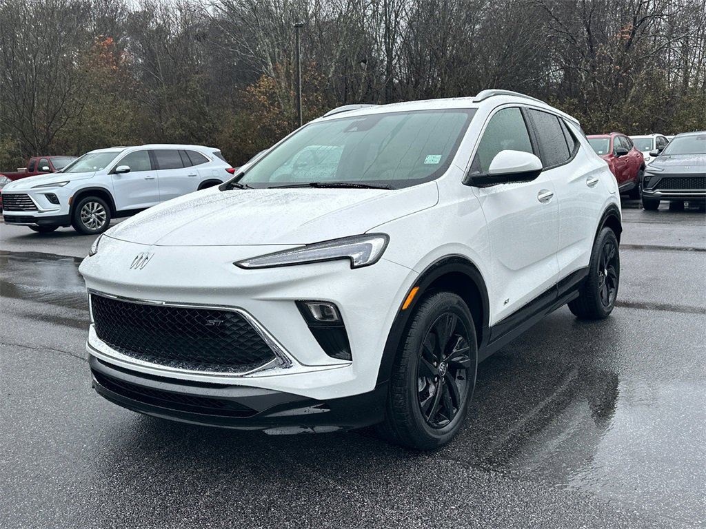 2026 Buick Encore GX Sport Touring photo 2