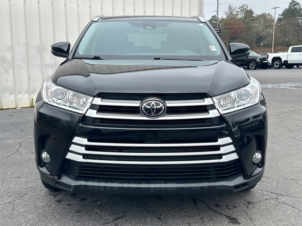 2017 Toyota Highlander XLE photo 3
