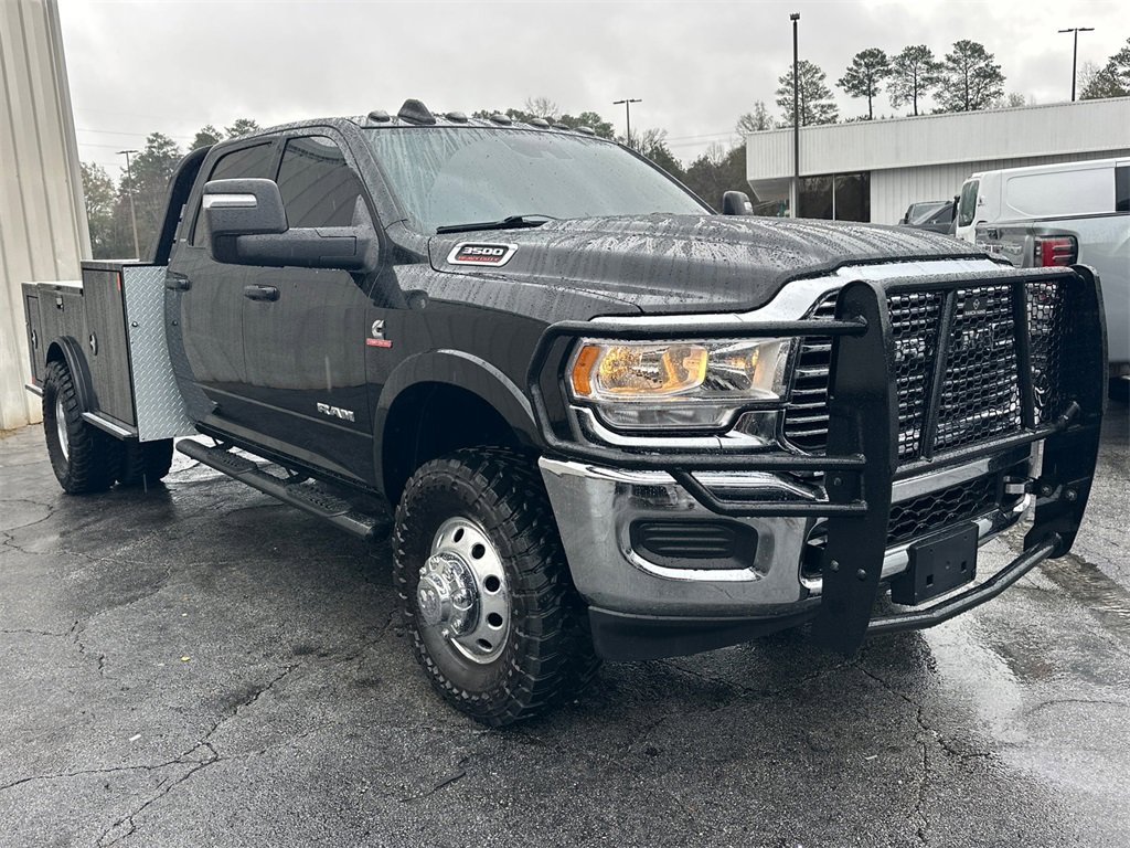 2024 Ram 3500 Laramie photo 4
