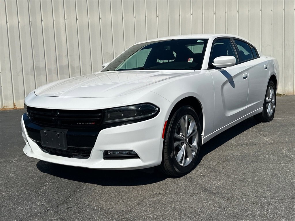 2022 Dodge Charger SXT photo 2