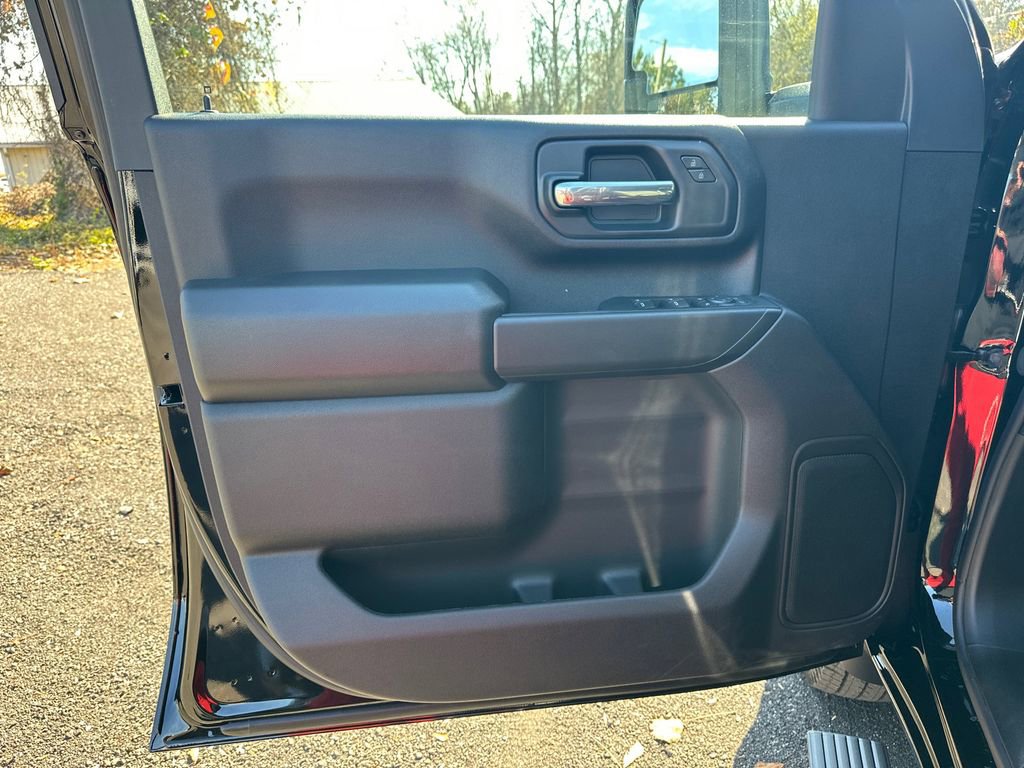 2026 GMC Sierra 3500HD Pro - Photo 11