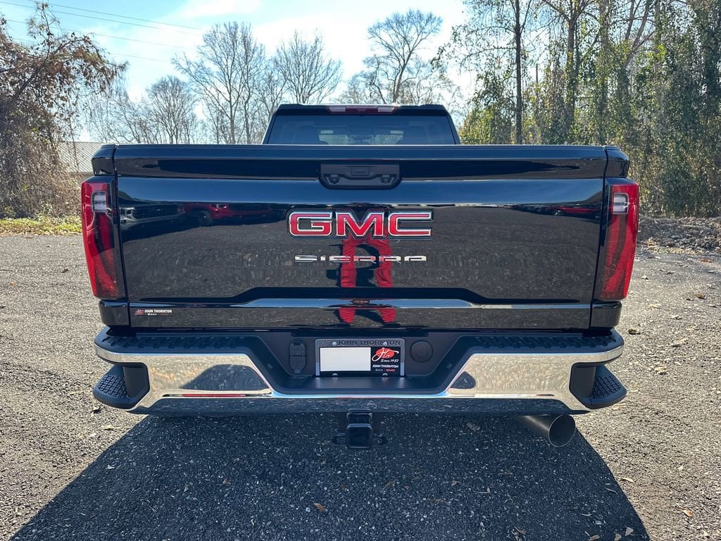 2026 GMC Sierra 3500HD Pro - Photo 7