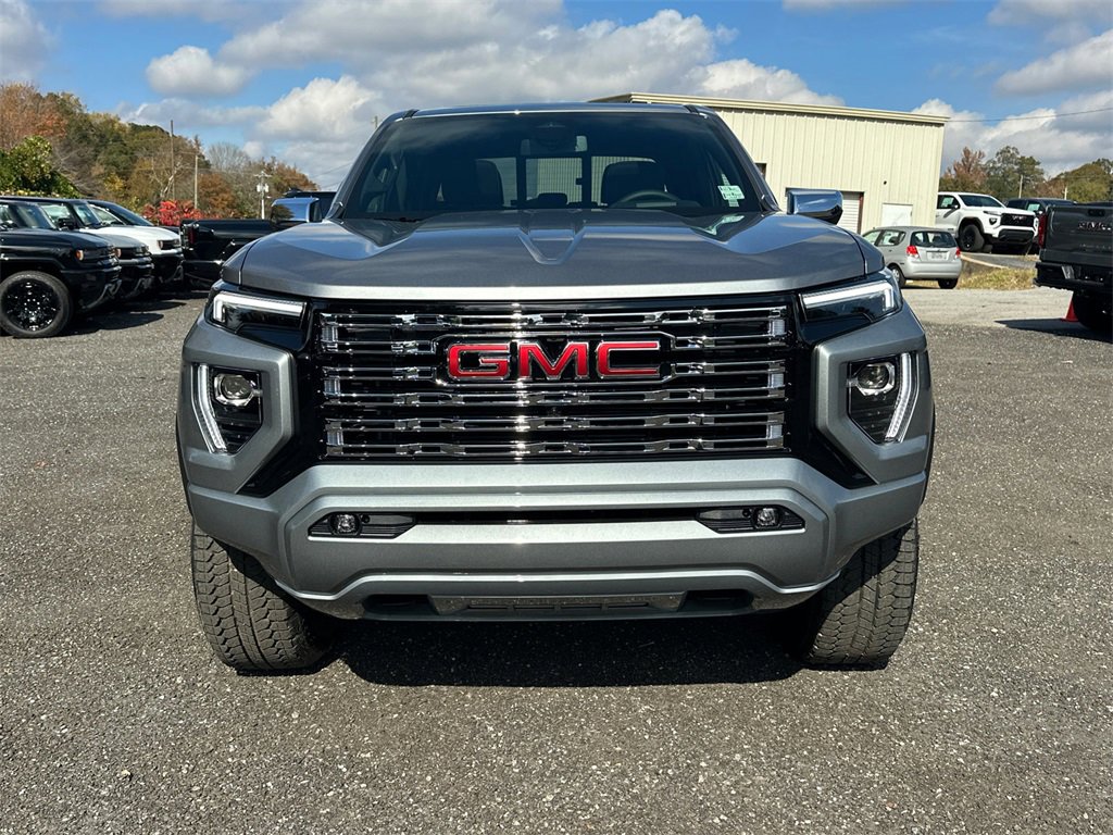 2026 Gmc Canyon Denali photo 2