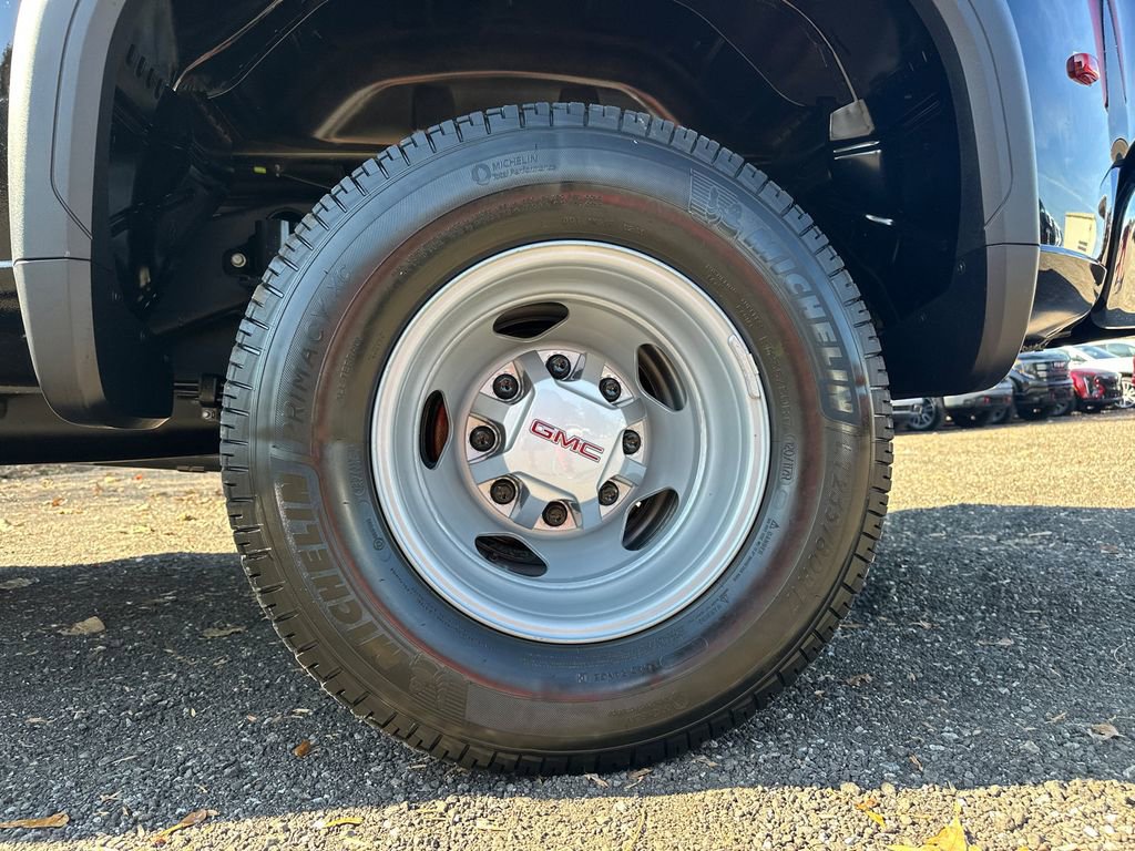 2026 GMC Sierra 3500HD Pro - Photo 20
