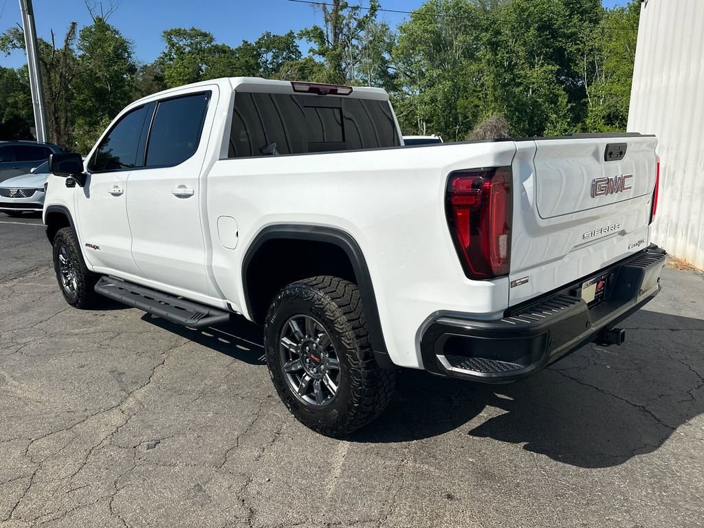 2025 GMC Sierra 1500 AT4X - Photo 8
