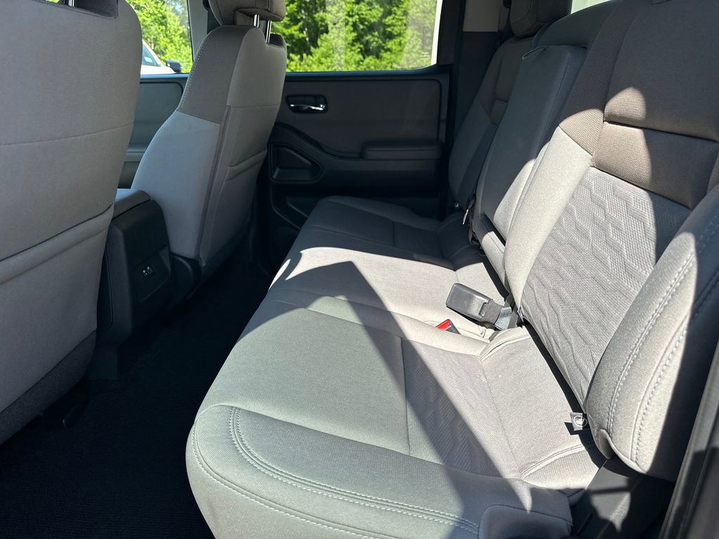 2022 Nissan Frontier SV - Photo 21