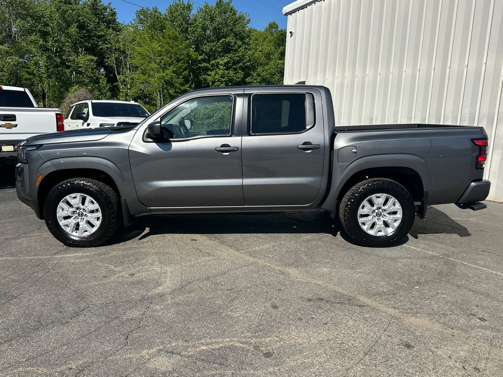 2022 Nissan Frontier SV - Photo 9