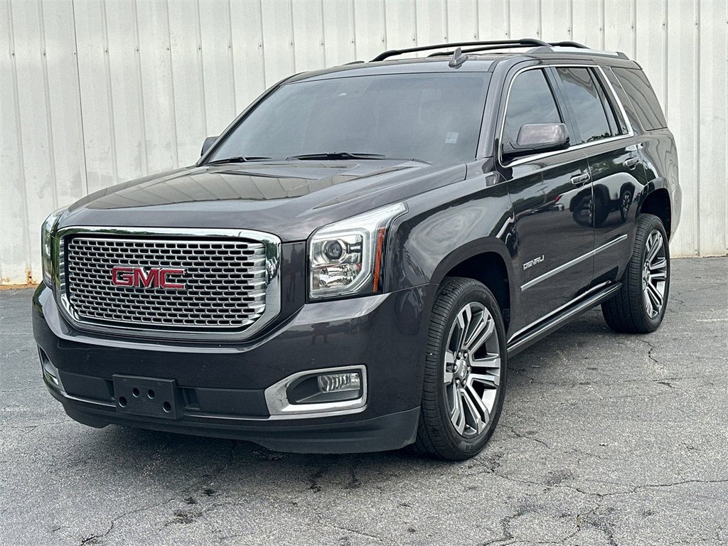 2017 Gmc Yukon Denali photo 2