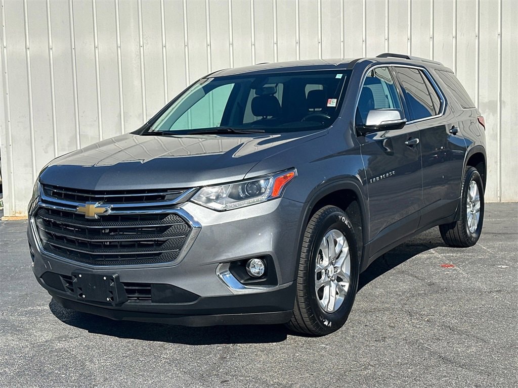 Used 2018 Chevrolet Traverse 1LT with VIN 1GNERGKW2JJ142309 for sale in Carrollton, GA