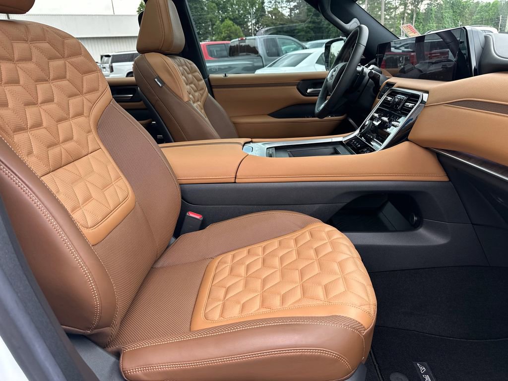 2026 Nissan Armada Platinum Reserve - Photo 14