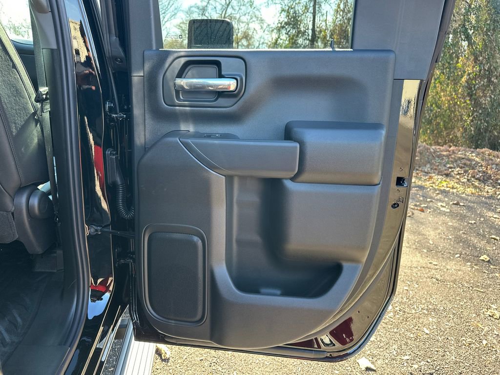 2026 GMC Sierra 3500HD Pro - Photo 17