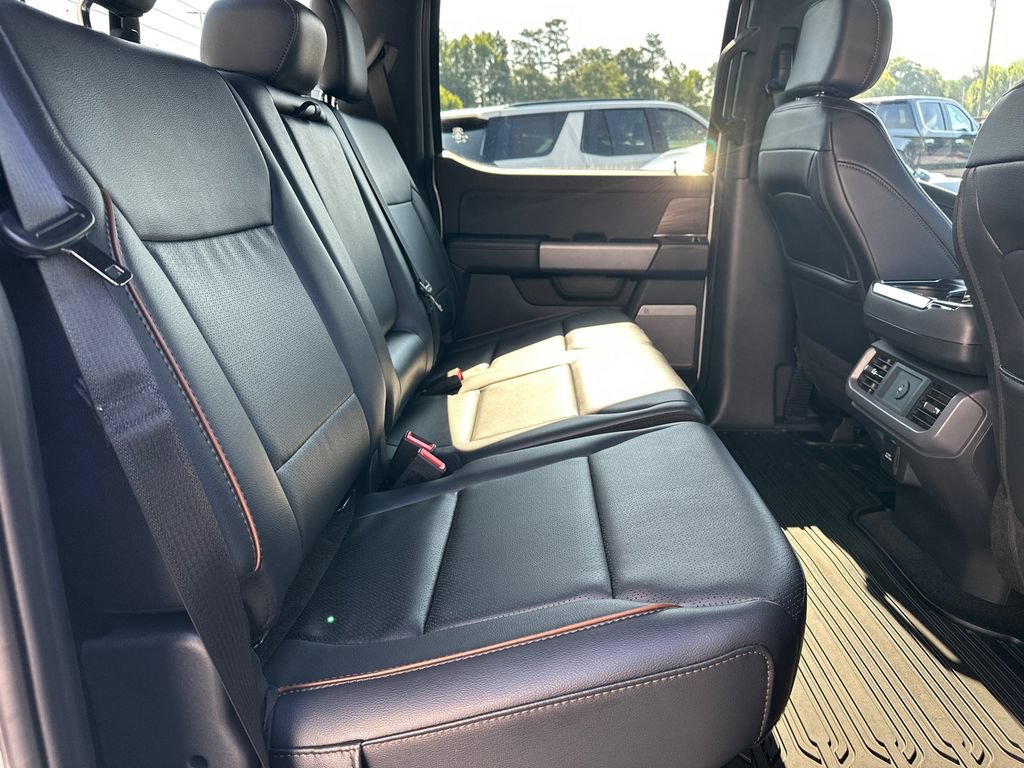 2025 Ford F-150 Lariat - Photo 16
