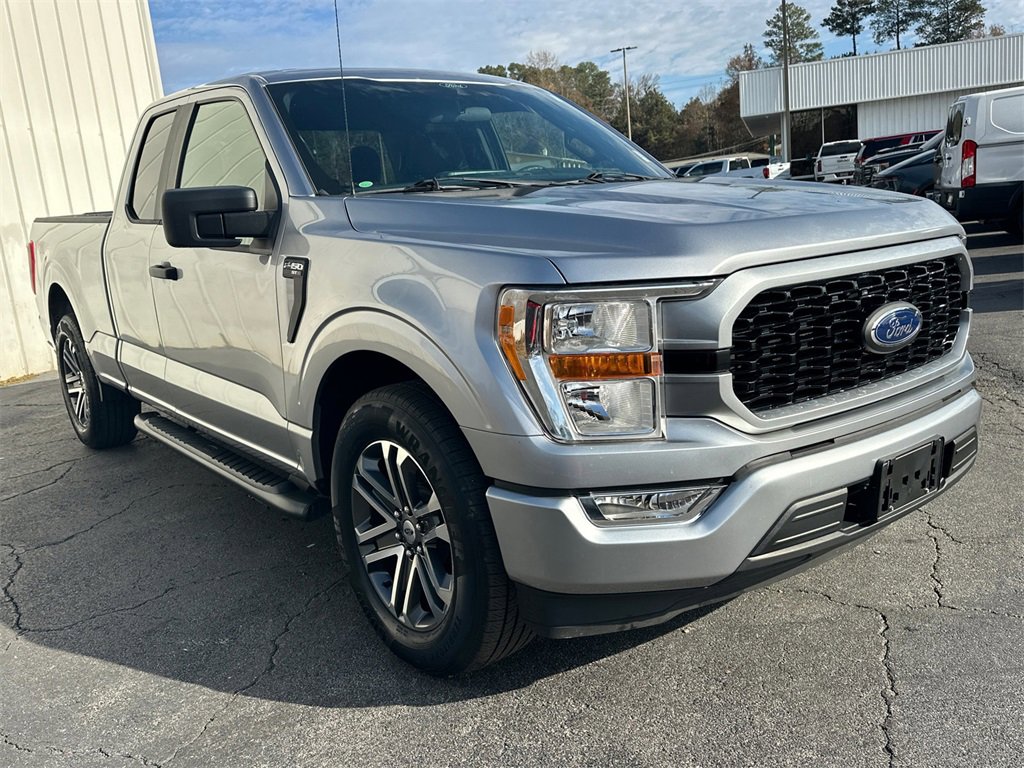 2021 Ford F-150 XL photo 3