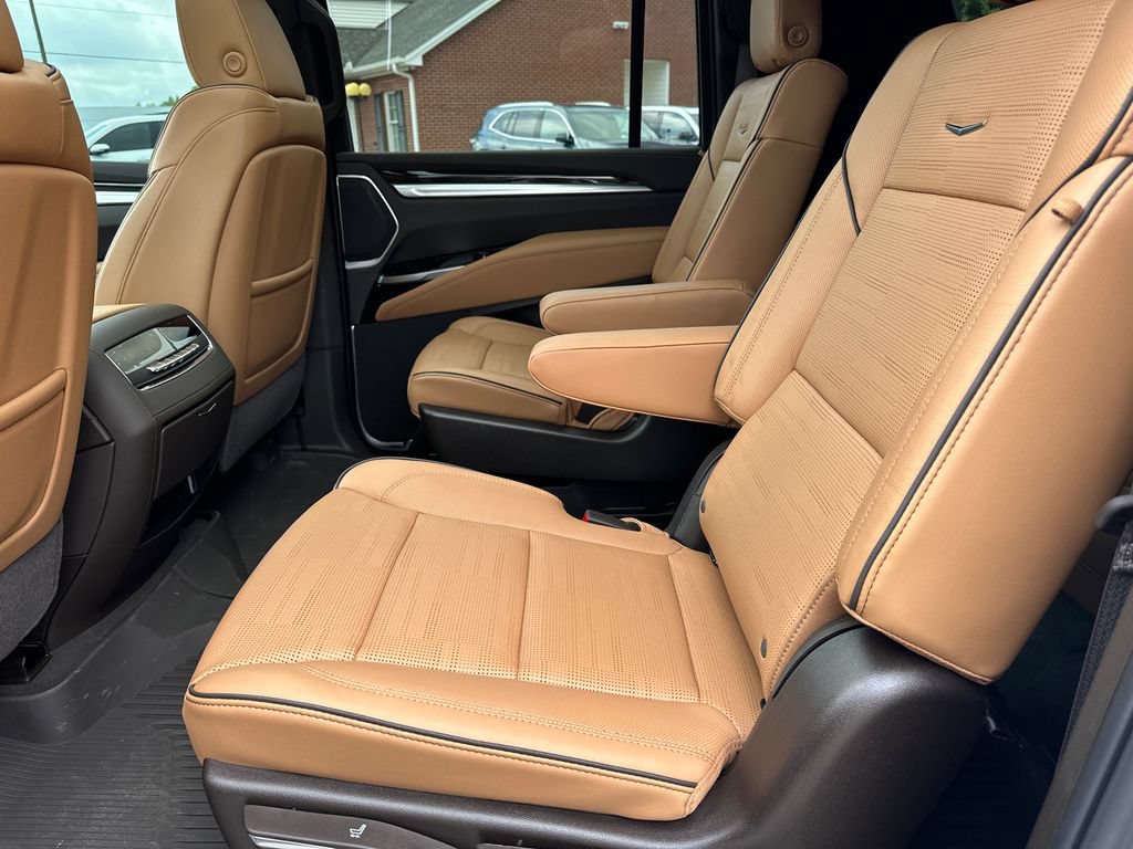 2026 Cadillac Escalade ESV Luxury - Photo 20