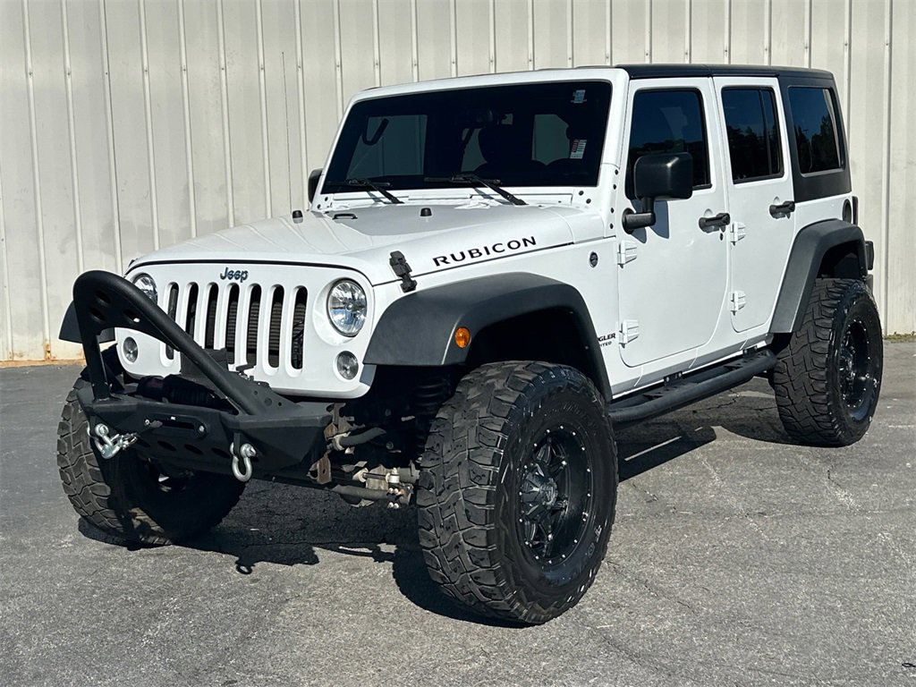 2016 Jeep Wrangler Unlimited Rubicon photo 2