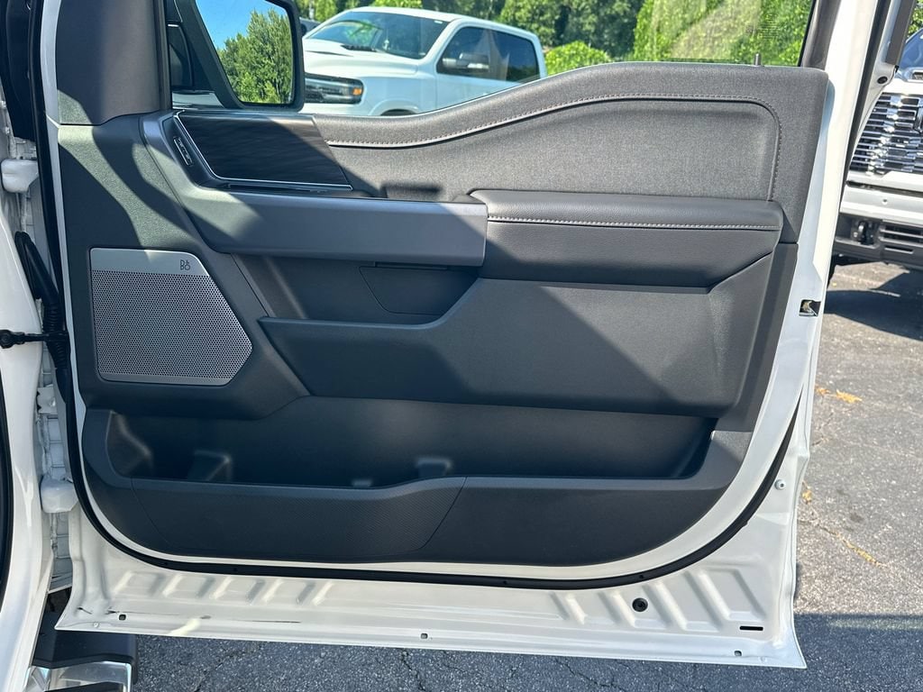 2025 Ford F-150 Lariat - Photo 15