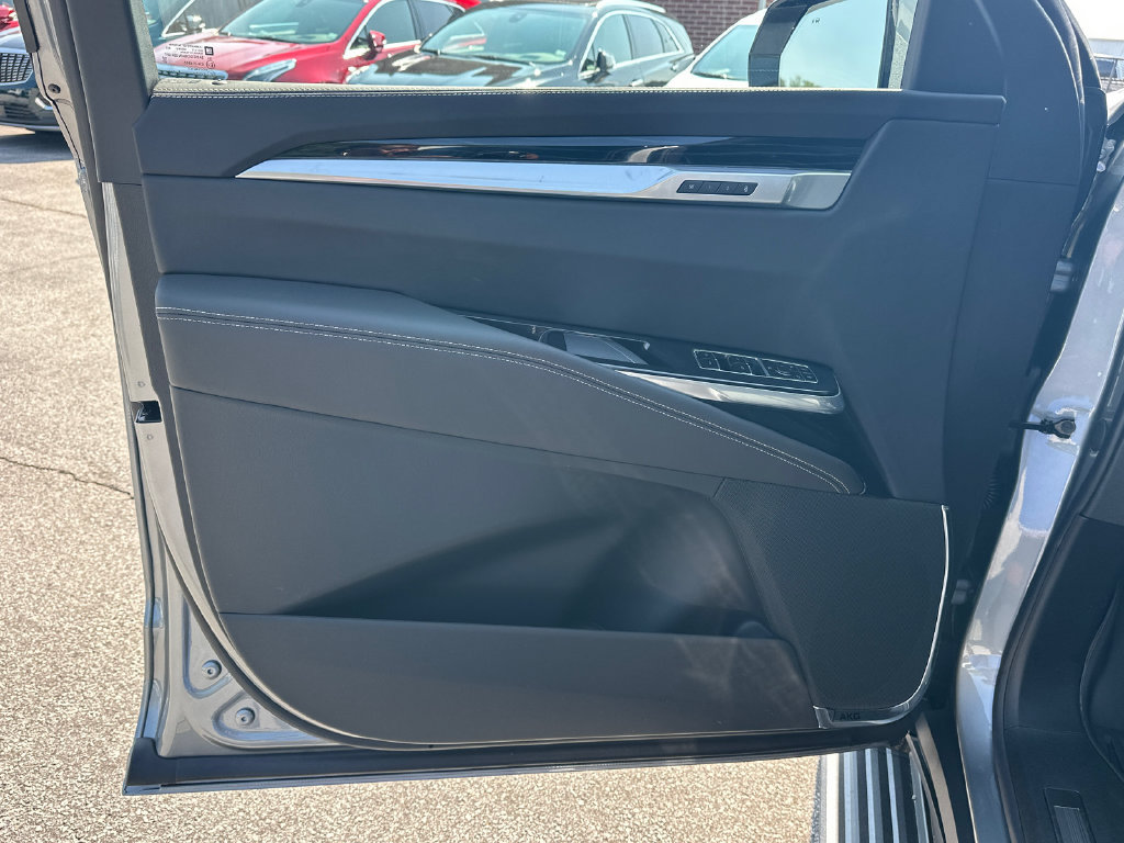 2026 Cadillac Escalade Sport - Photo 10
