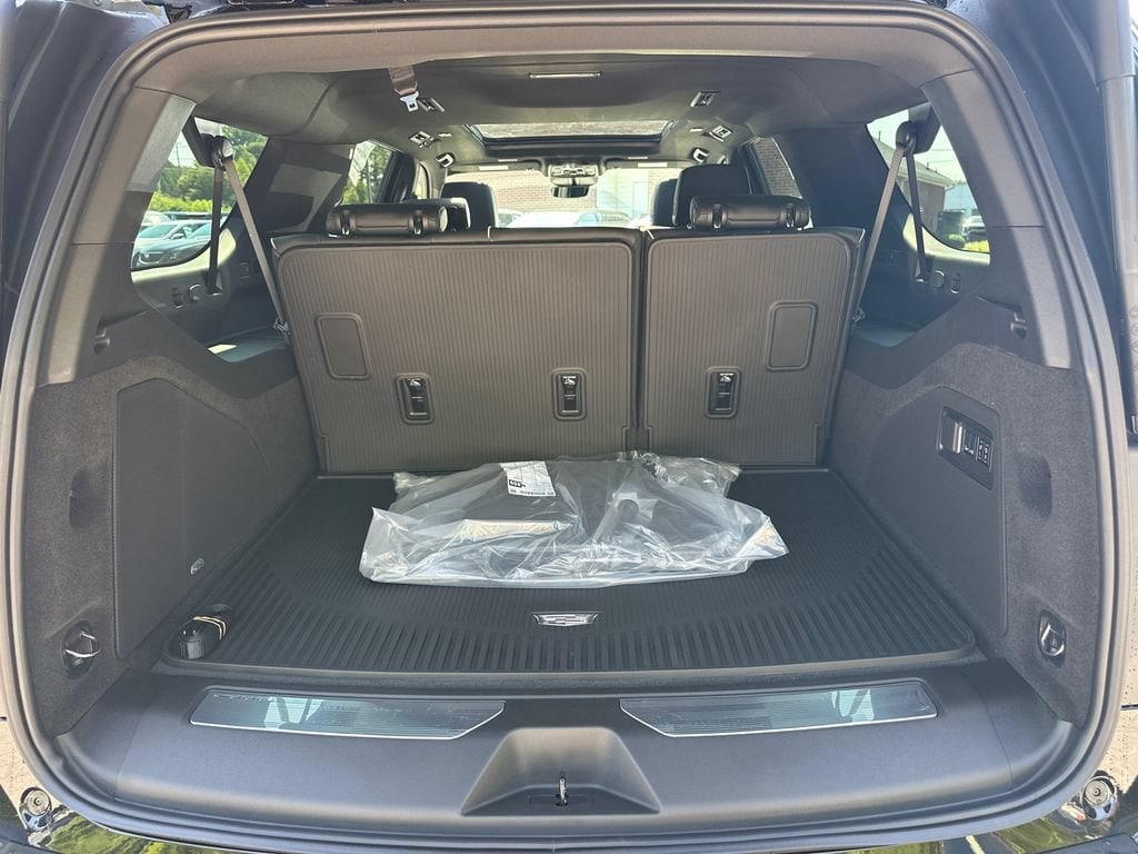 2026 Cadillac Escalade ESV Sport - Photo 18
