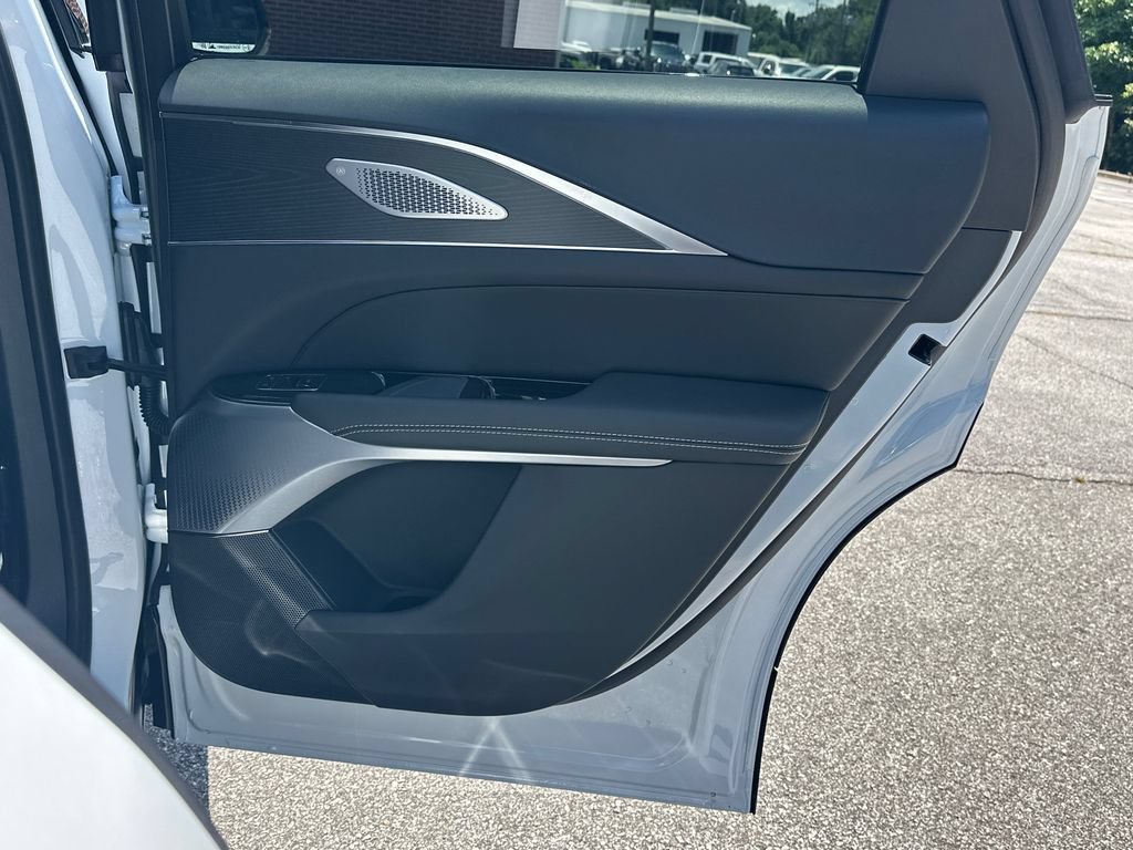2026 Cadillac LYRIQ Premium Sport - Photo 16