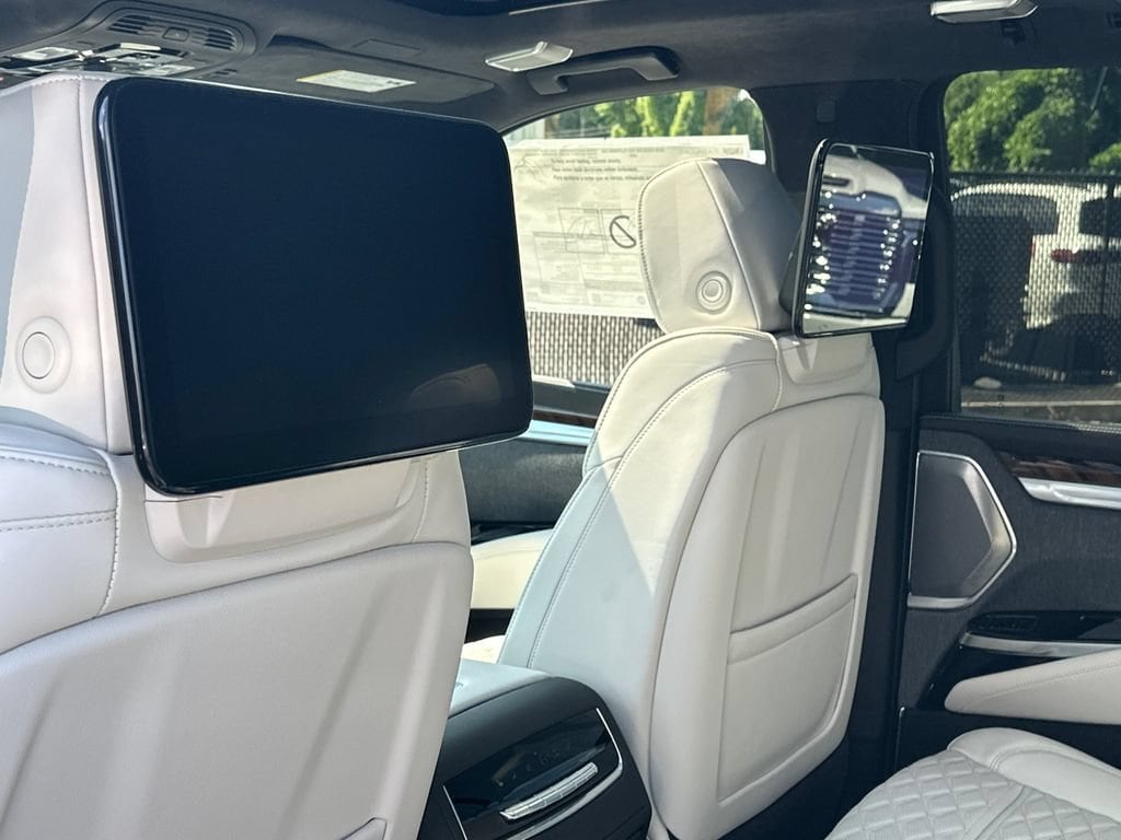 2026 Cadillac Escalade ESV Platinum Luxury - Photo 22