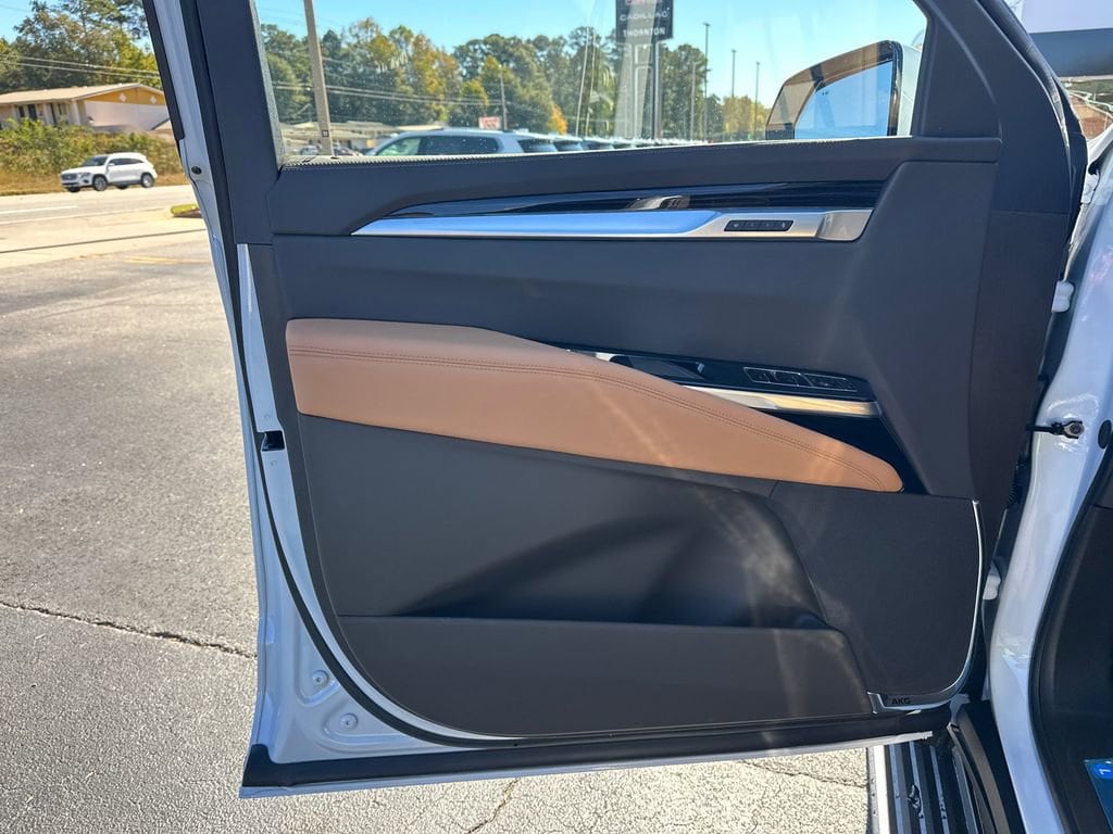 2026 Cadillac Escalade ESV Luxury - Photo 10