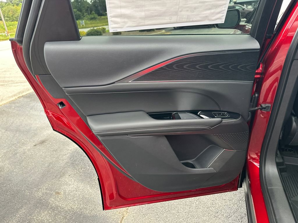 2025 Cadillac LYRIQ Sport 1 - Photo 21