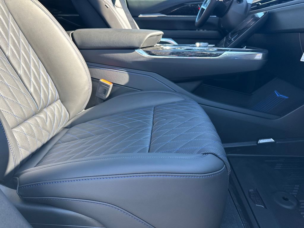 2026 Cadillac Escalade IQ Sport - Photo 13