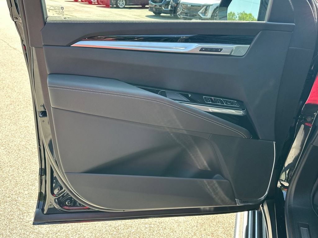 2026 Cadillac Escalade ESV Sport - Photo 10