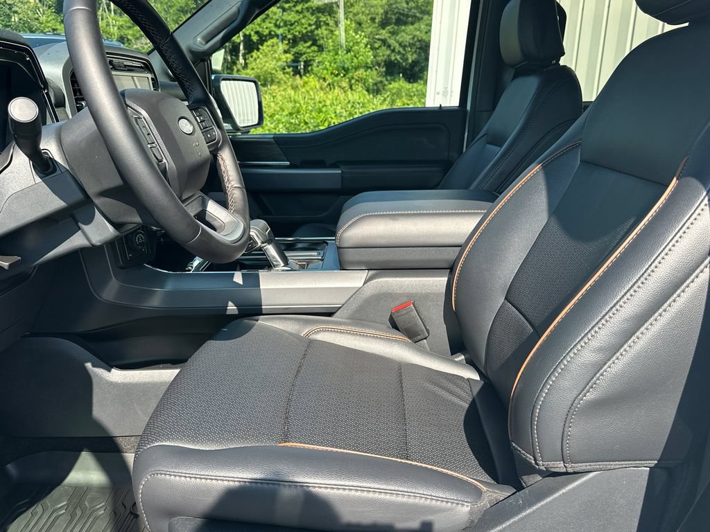2025 Ford F-150 Lariat - Photo 10