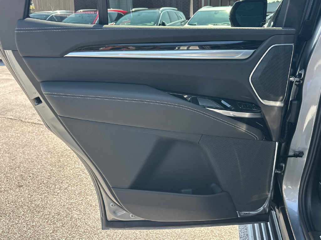 2026 Cadillac Escalade Sport - Photo 21