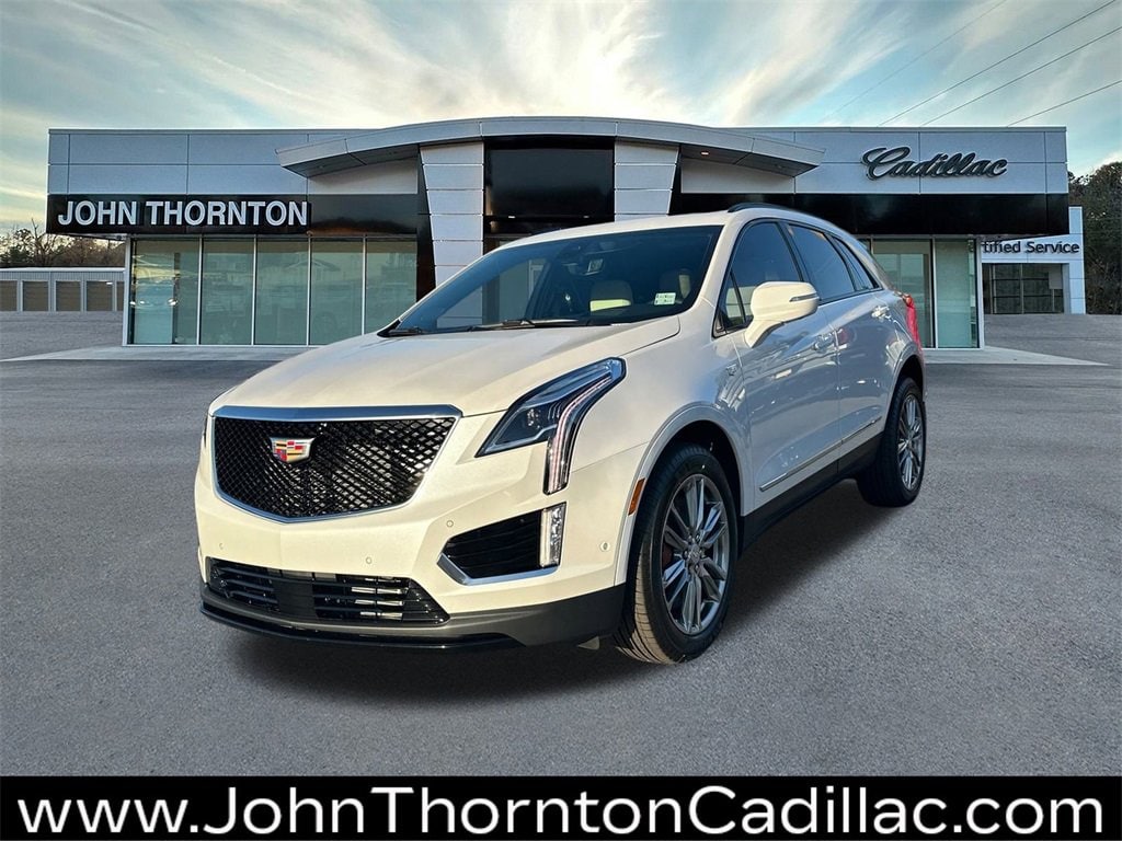 2025 Cadillac XT5 Sport's photo
