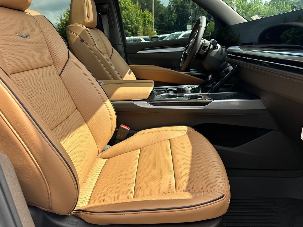 2026 Cadillac Escalade ESV Luxury - Photo 13