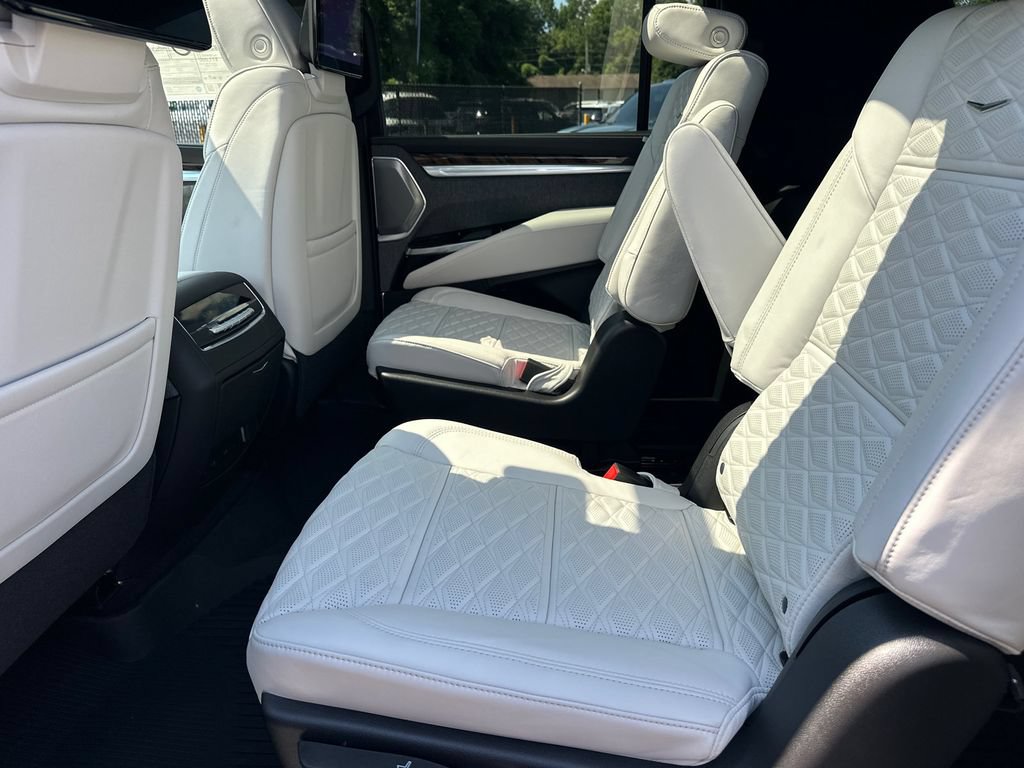 2026 Cadillac Escalade ESV Platinum Luxury - Photo 20