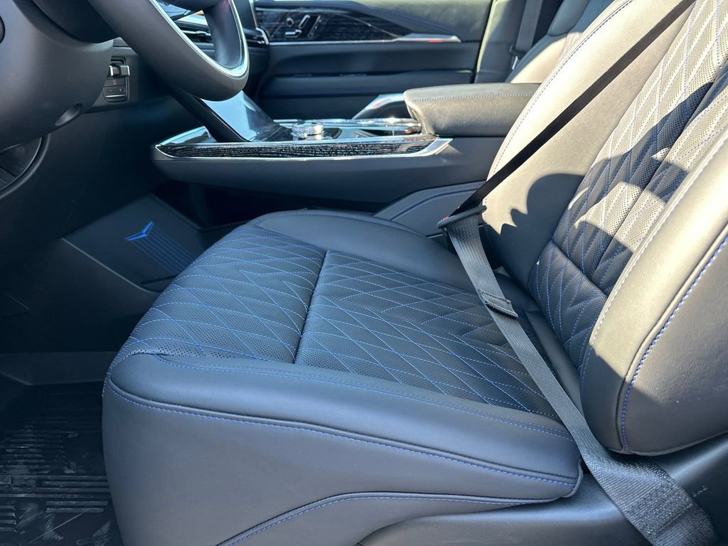 2026 Cadillac Escalade IQ Sport - Photo 9