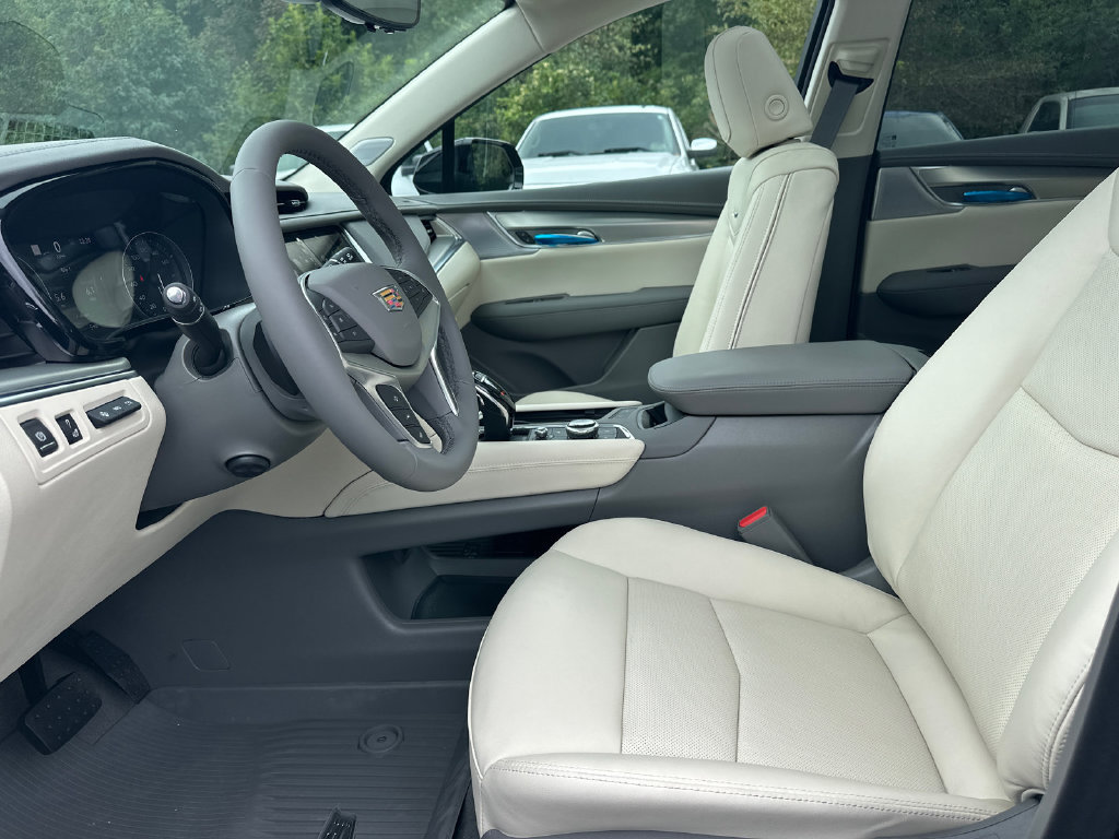 2026 Cadillac XT5 Premium Luxury - Photo 9