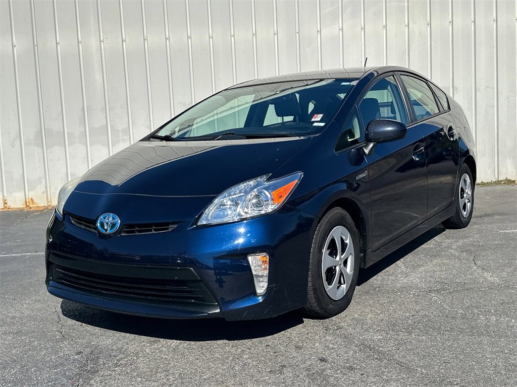 2012 Toyota Prius One photo 2