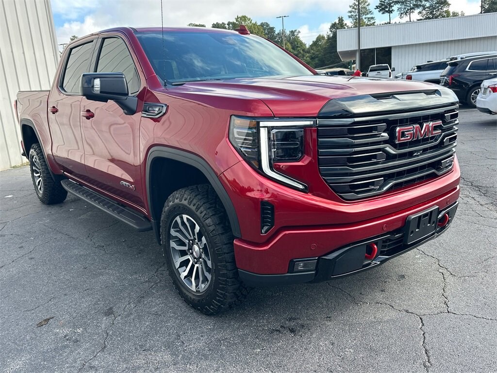 Used 2025 GMC Sierra 1500 AT4 Truck