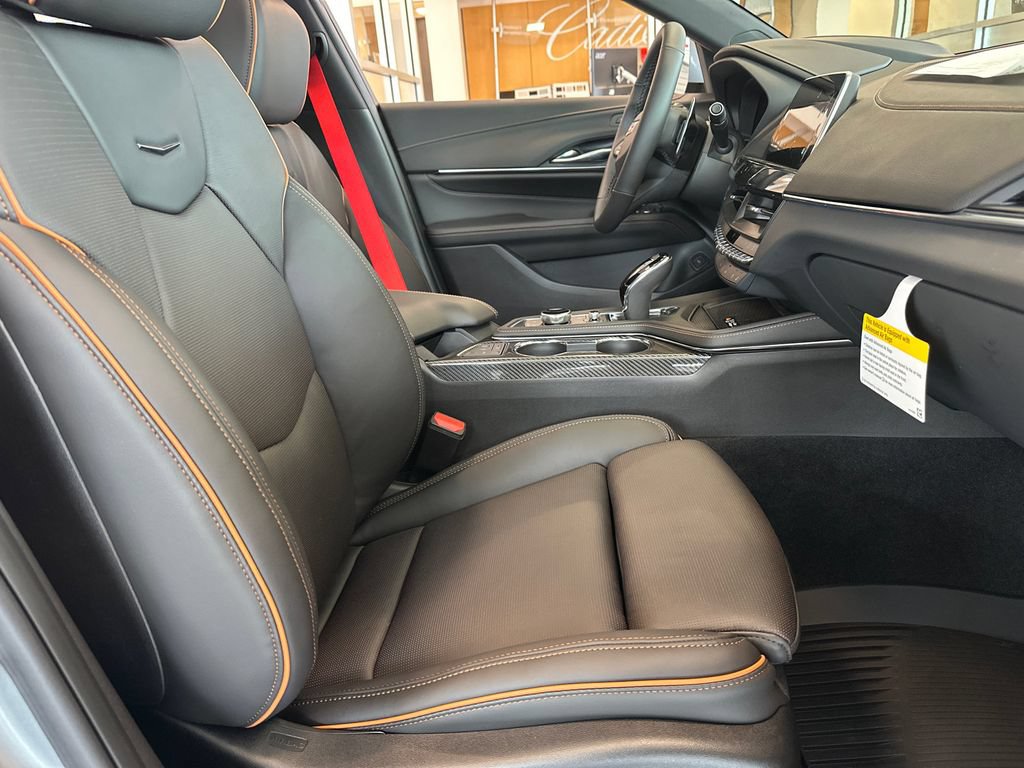 2026 Cadillac CT4 V-Series - Photo 13